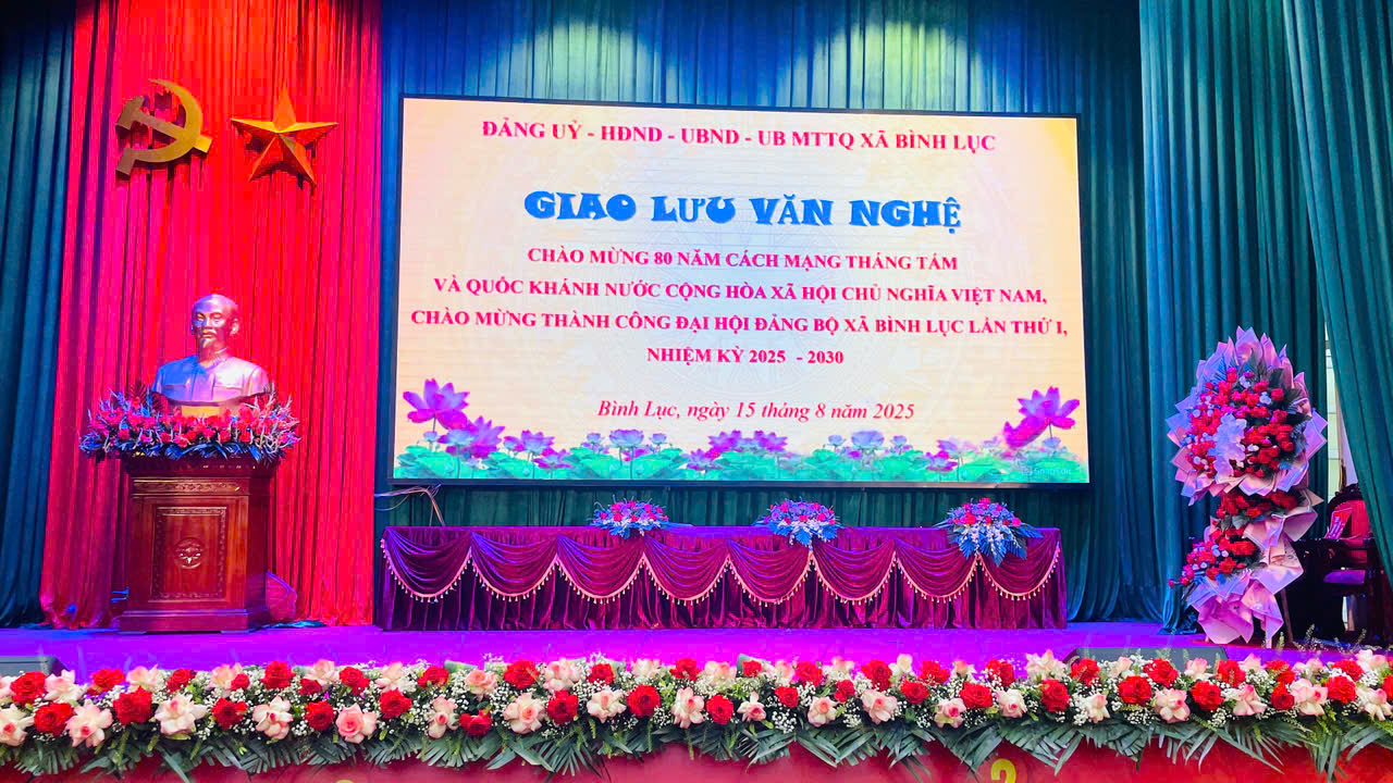Xã Bình Lục, tỉnh Ninh Bình: Tổ chức giao lưu văn nghệ chào mừng các ngày lễ lớn và chào mừng thành công Đại hội Đảng bộ xã Bình Lục lần thứ nhất, nhiệm kỳ 2025 – 2030.